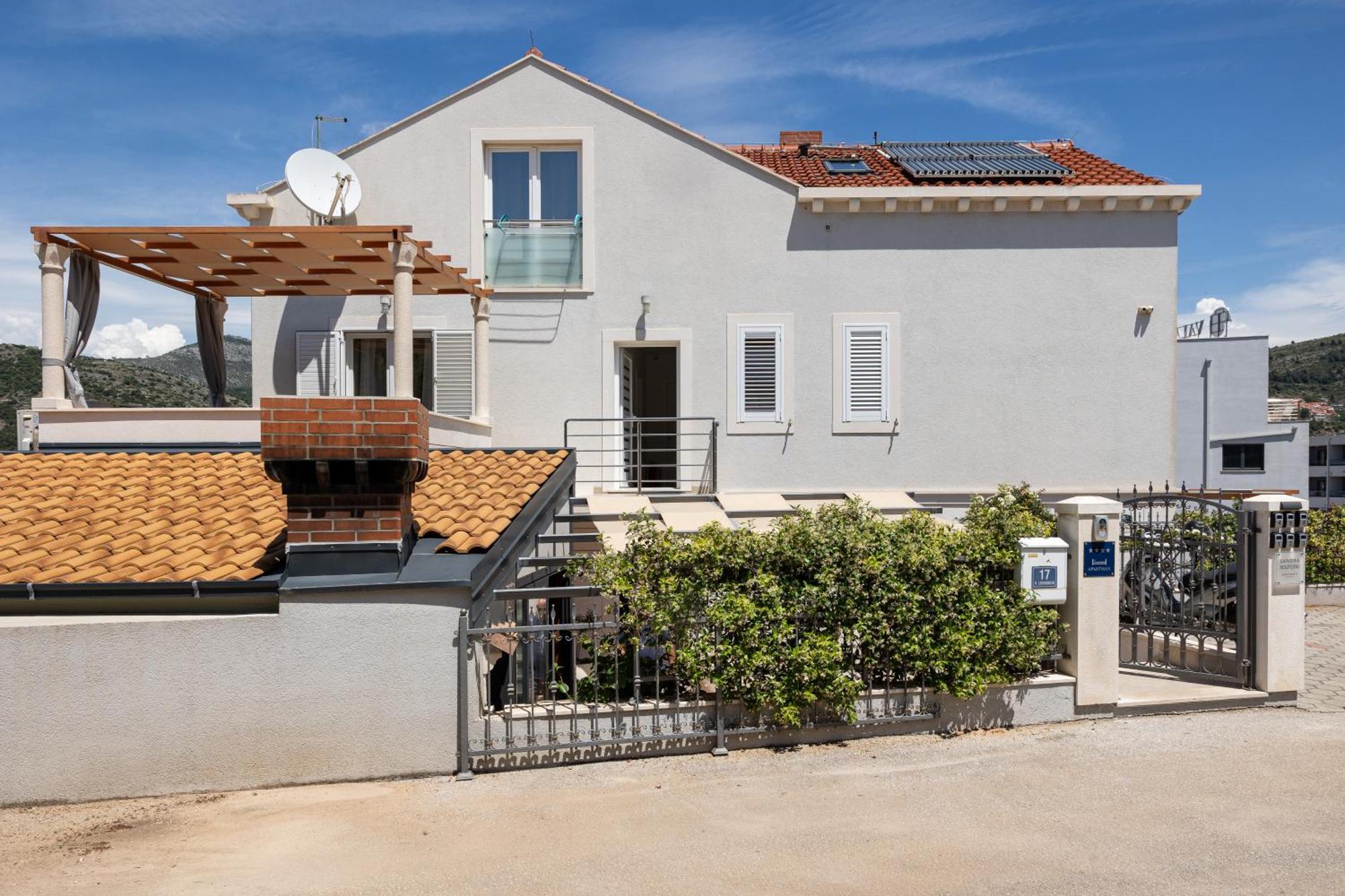 Apartments Sandra Solitudo II Dubrovnik Exterior photo